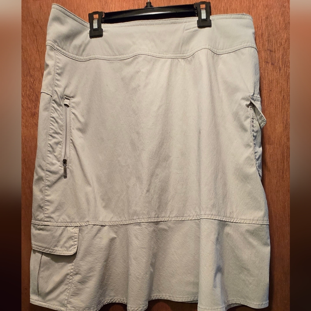 Royal Robbins Cute Lightweight Water Repelent Skirt Sz8 - Picture 2 of 7